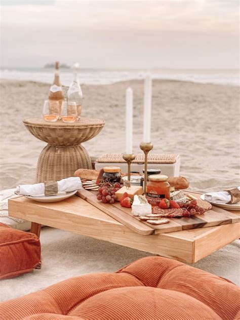 picknick dejt|How to Plan a Romantic Picnic Date For You And Your Partner